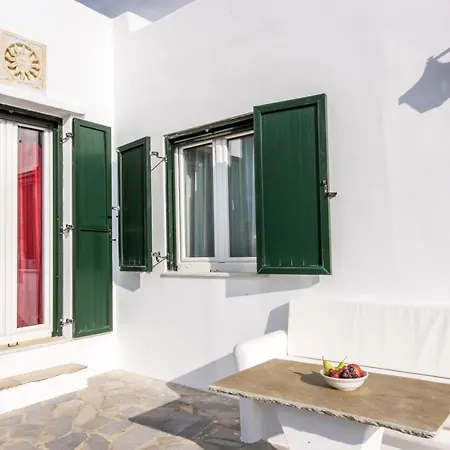 Bella Tinos